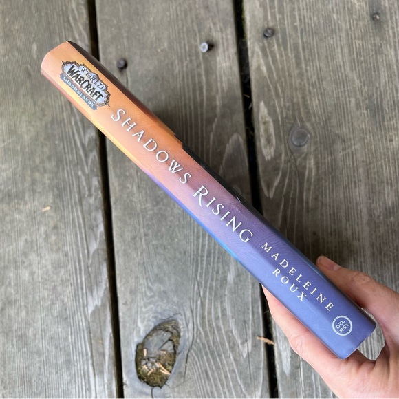 Shadows Rising First Edition Hardcover Book By Madeleine Roux - Picture 8 of 13